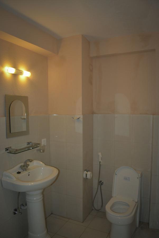 Bodhi Apartment Hotel Baudhatinchule Екстериор снимка